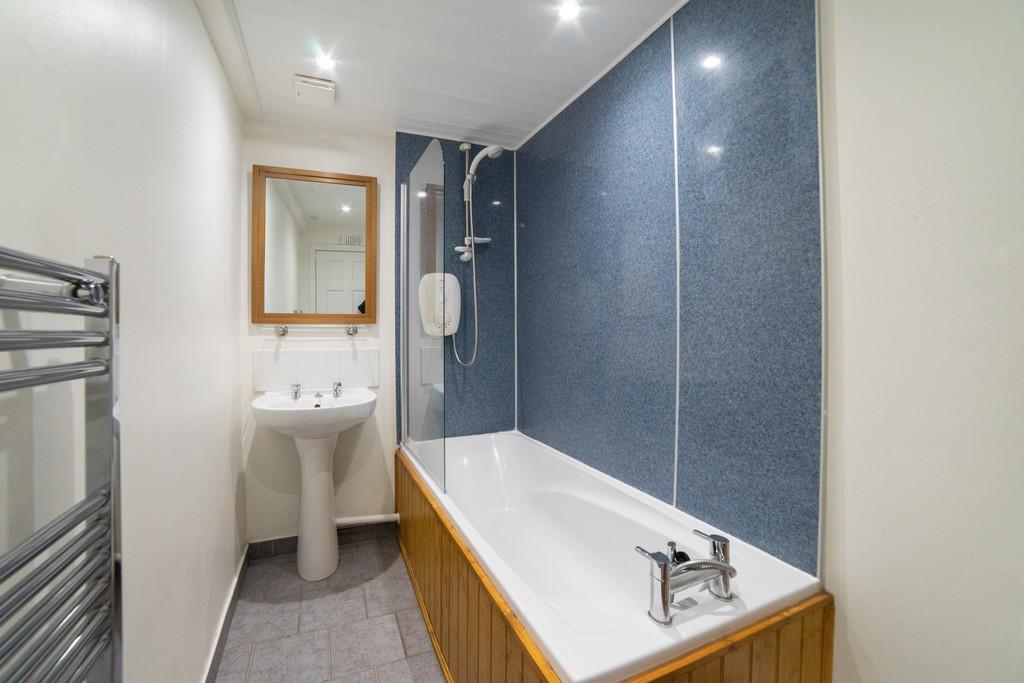 Apartment in Aberdeen, Ferryhill, Ferryhill and Ruthrieston - More