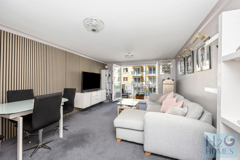 Apartment in Brighton - View 2