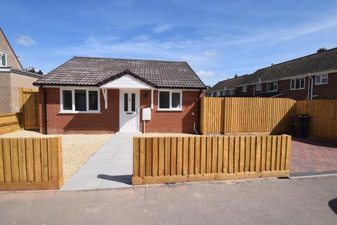 2 bedroom detached bungalow for sale, Hawkridge Road, Bridgwater TA6