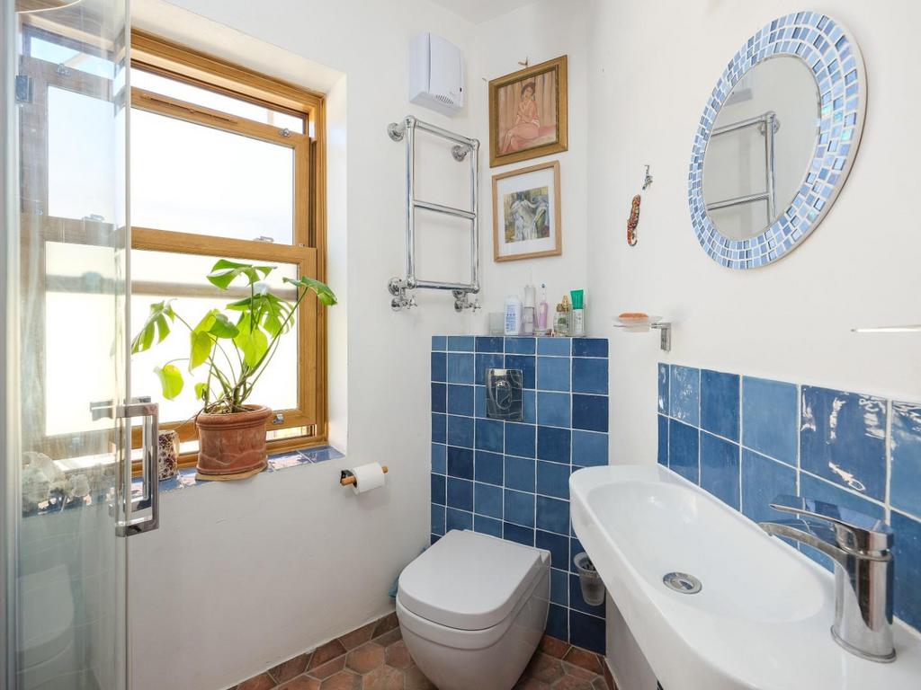 Apartment in Bristol, Greenbank, Eastville - More