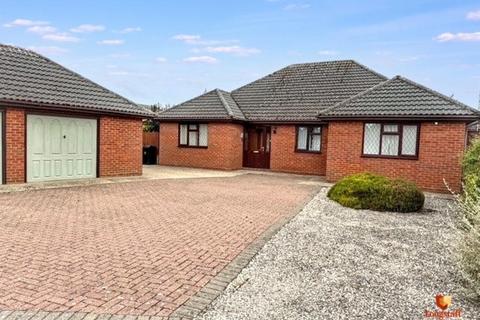3 bedroom detached bungalow for sale, Pegasus Close , Bourne