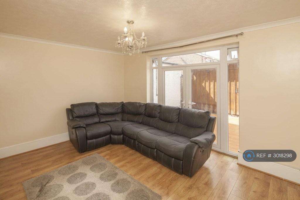 House in London - View 5