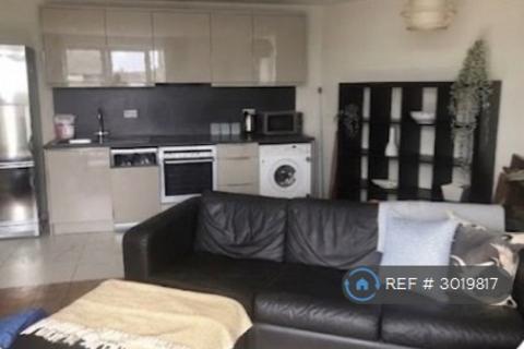 2 bedroom flat to rent, Altolusso, Cardiff, CF10