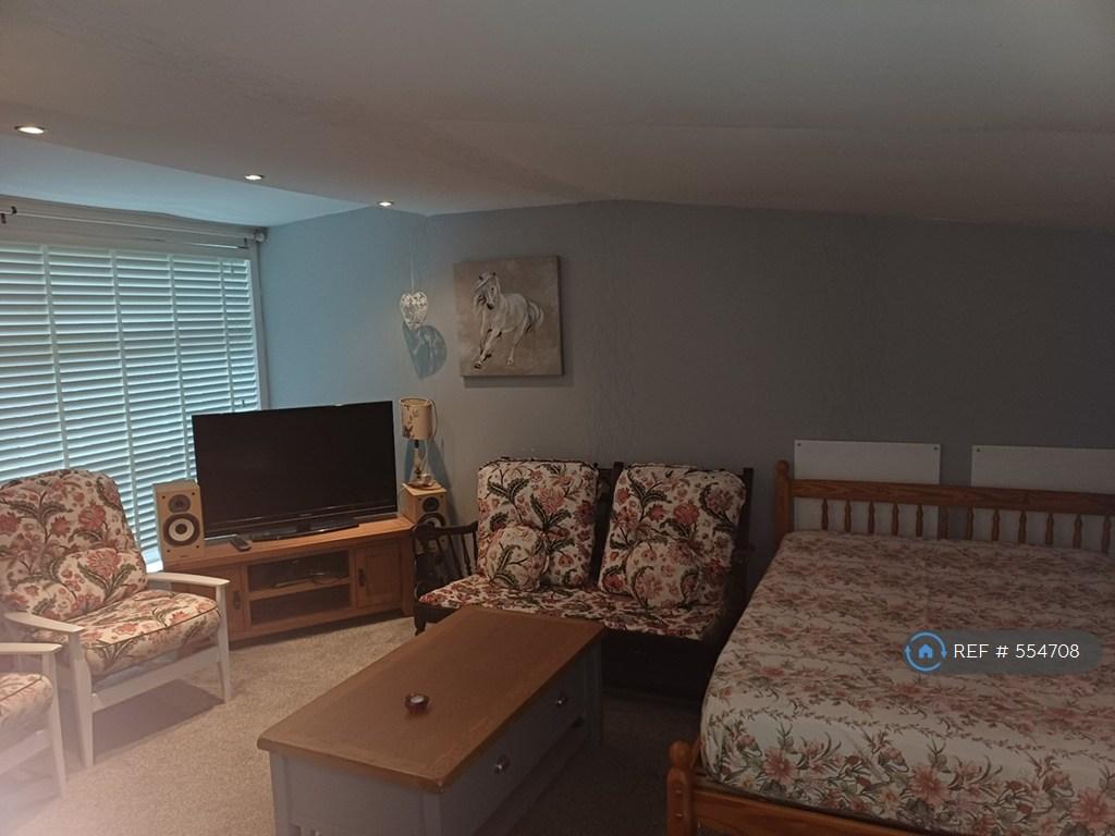 Apartment in Liverpool - View 3