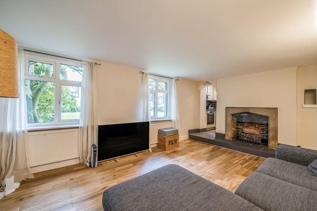 Apartment in London - View 5