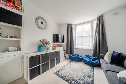 1 bedroom flat for sale, Longley Road, Tooting, London, SW17