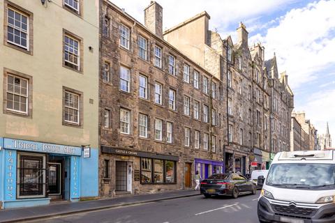 2 bedroom apartment to rent, Canongate, Edinburgh