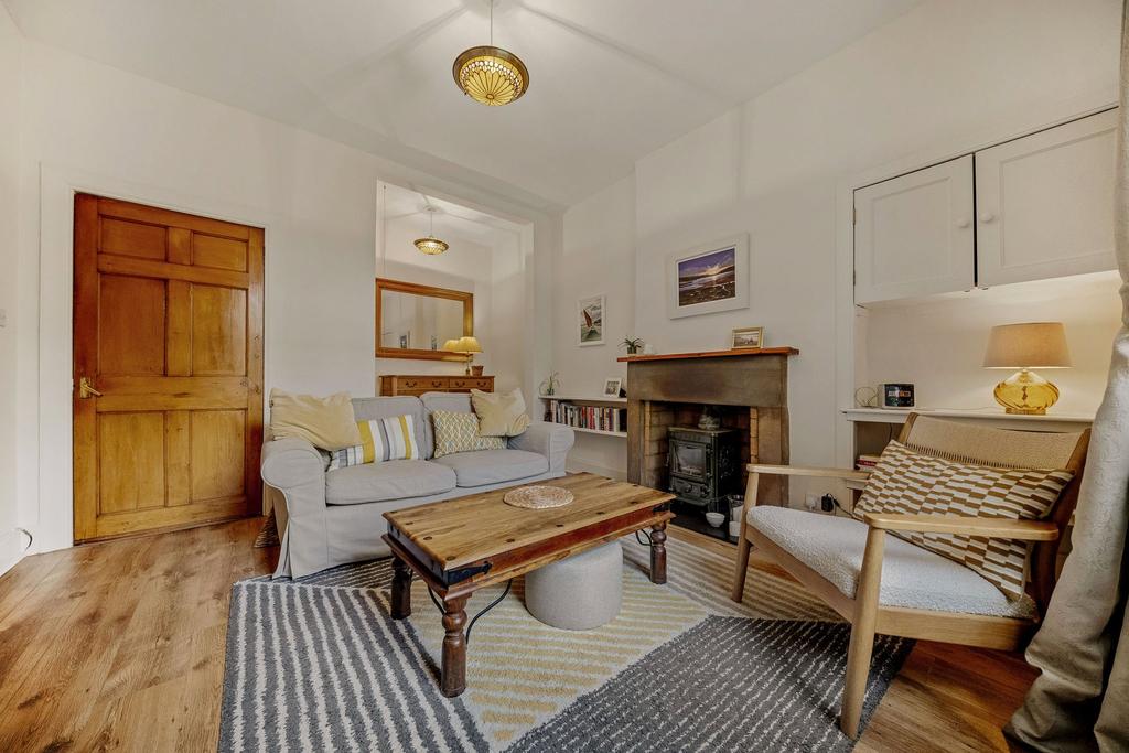 Apartment in Edinburgh - View 4