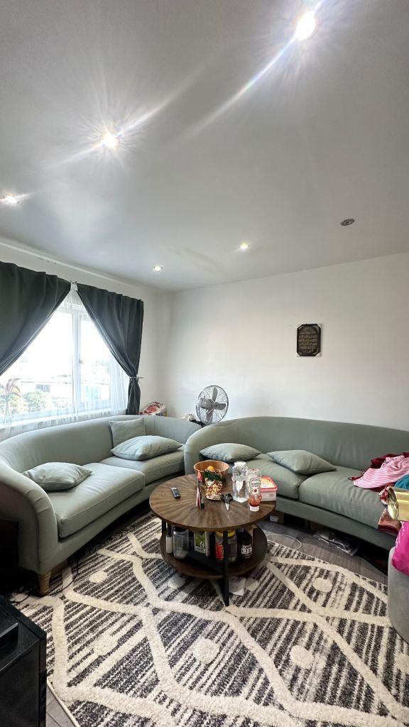 House in London - View 3