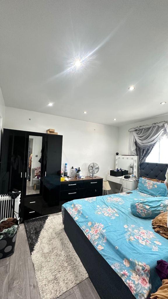 House in London - View 5
