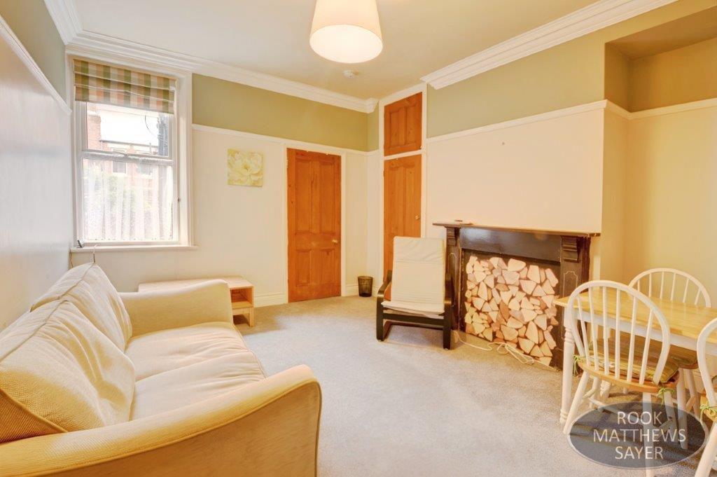Apartment in Newcastle upon Tyne, Tyne and Wear - View 2
