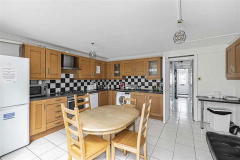 5 bedroom flat for sale, Bancroft Road, London E1