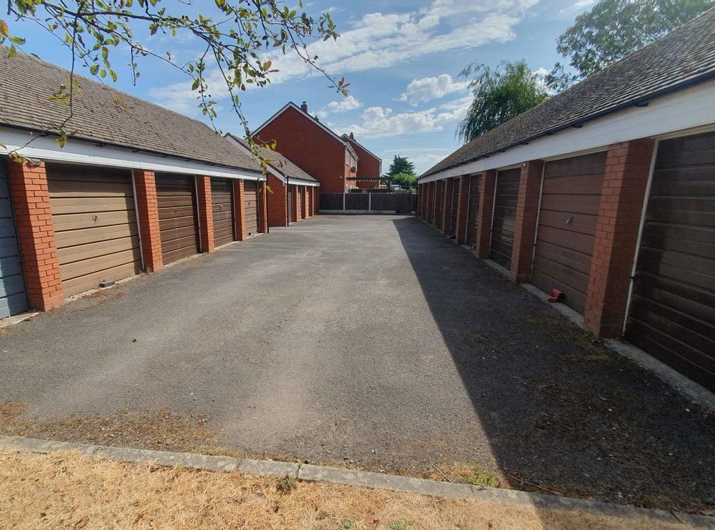 Land, Verge & Yard Areas at, Cook Close, Knowle, Solihull, West Midlands, B93 0JR - View 4