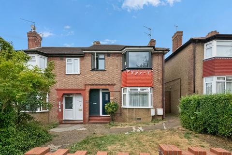 Carr Road, Northolt