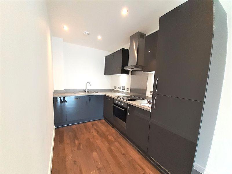 Apartment in London - View 2