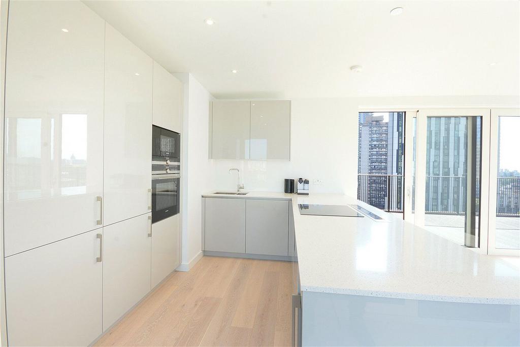 Apartment in London - More