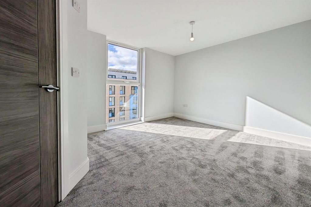 Apartment in Southampton - View 5