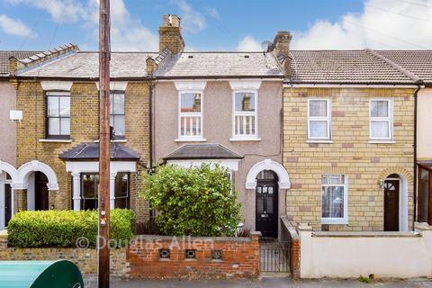Gloucester Road, London E17