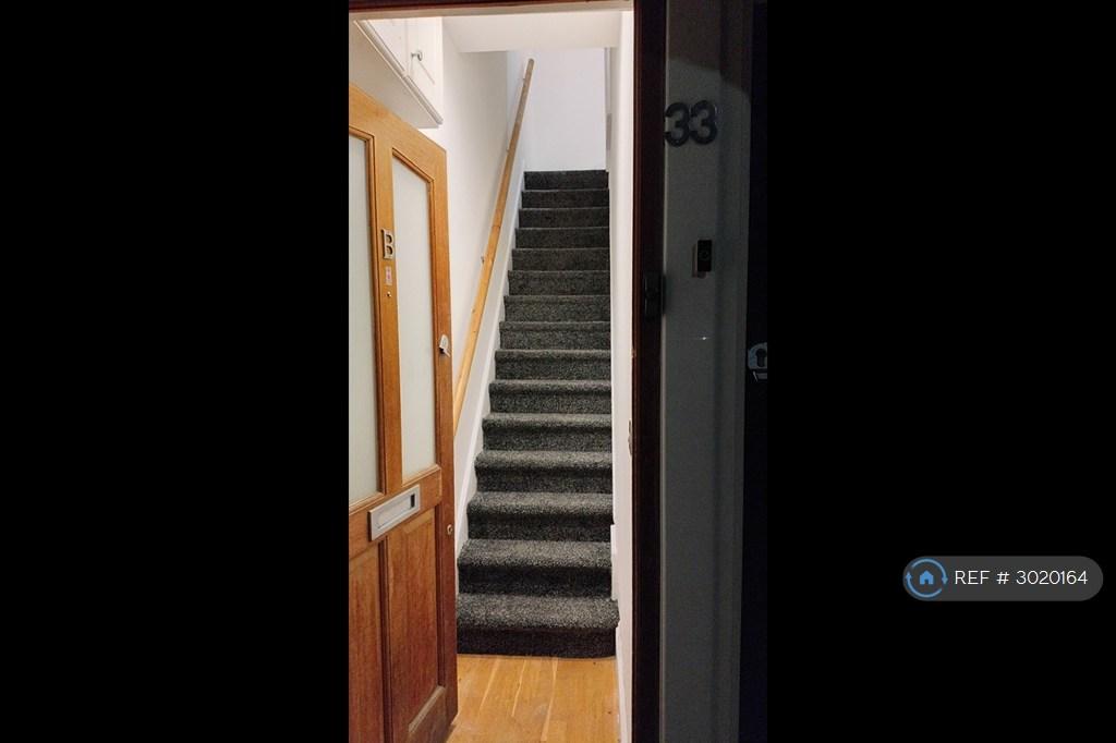Apartment in Enfield - View 2