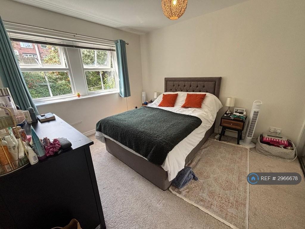 Apartment in Leeds - View 2
