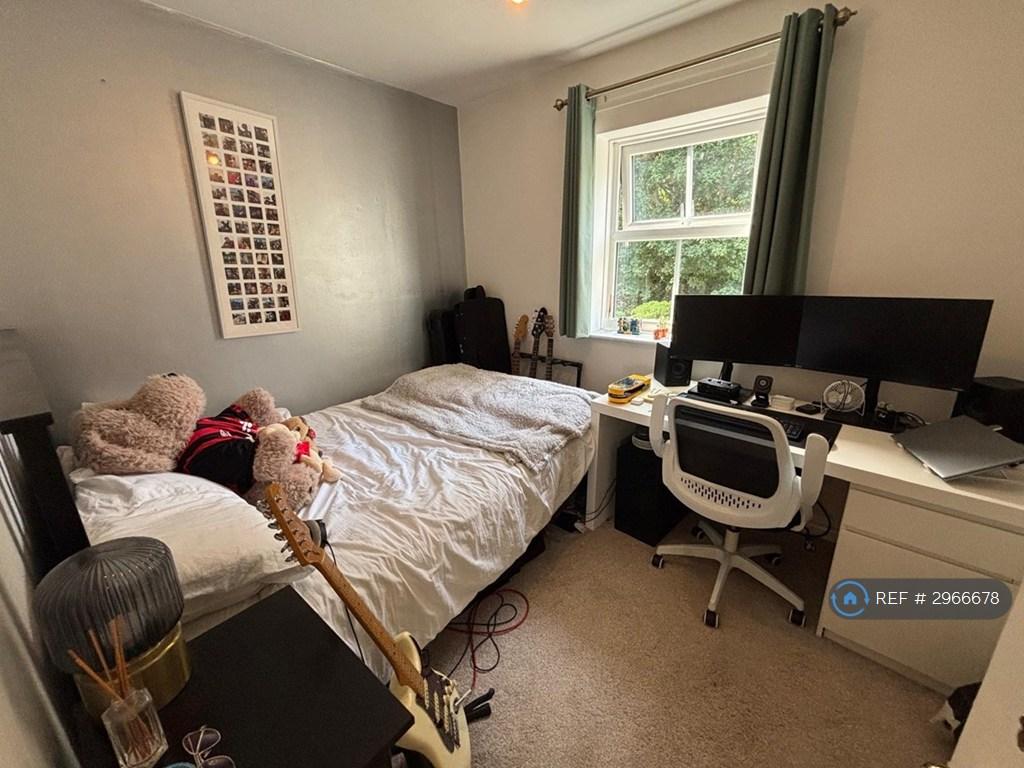 Apartment in Leeds - View 4