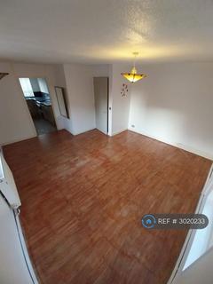 2 bedroom flat to rent, Merrydale Square, Northampton, NN3