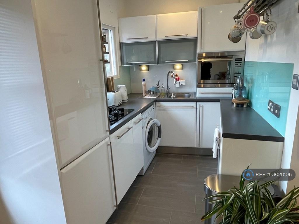 Apartment in Belsize Park/Hampstead/ Primrose Hill - View 4