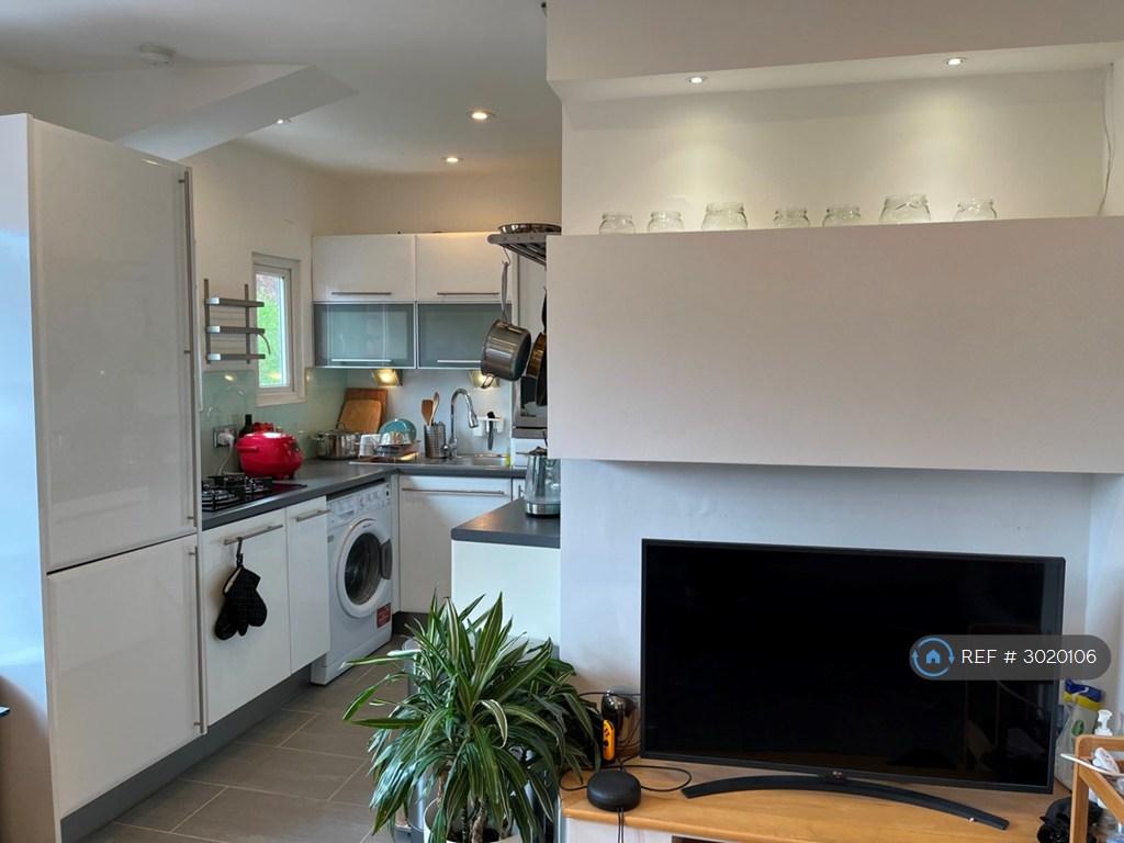 Apartment in Belsize Park/Hampstead/ Primrose Hill - View 5