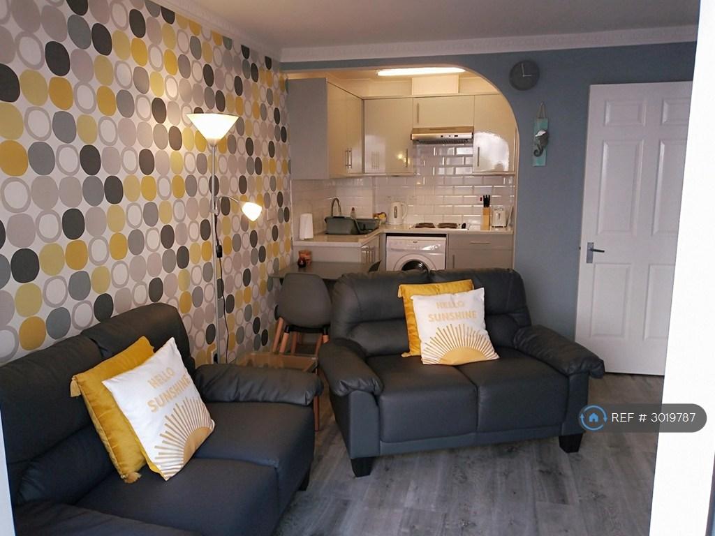 Apartment in Brighton - View 2