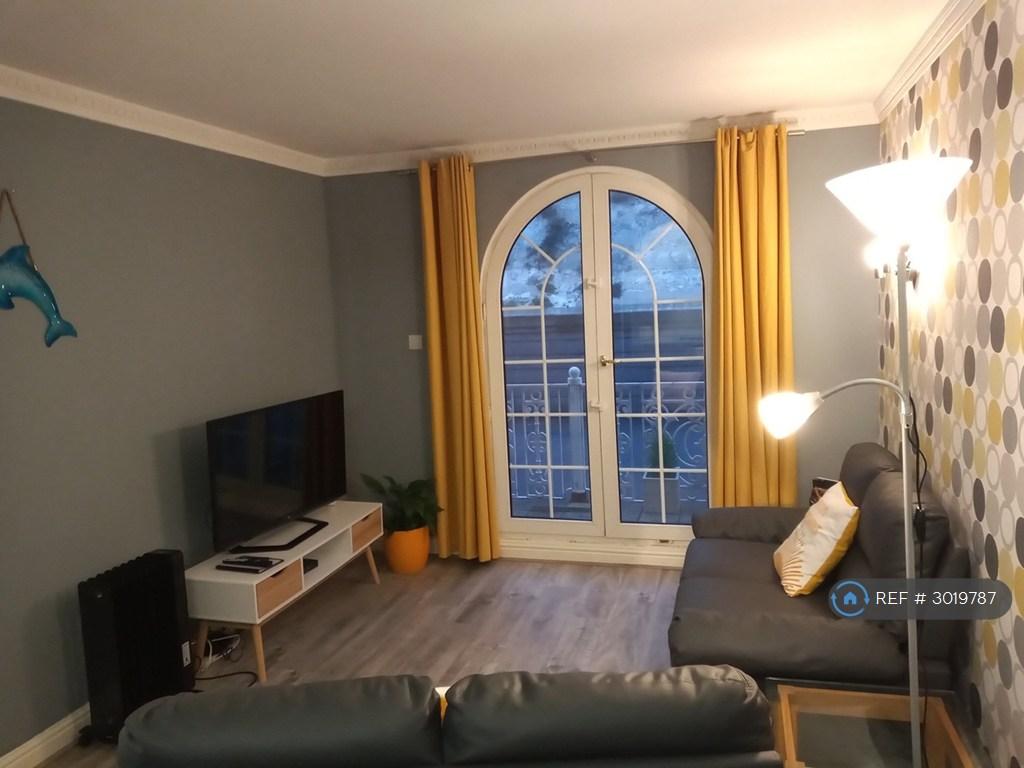 Apartment in Brighton - View 3
