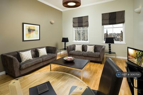 2 bedroom flat to rent, Advocates Close, Edinburgh, EH1