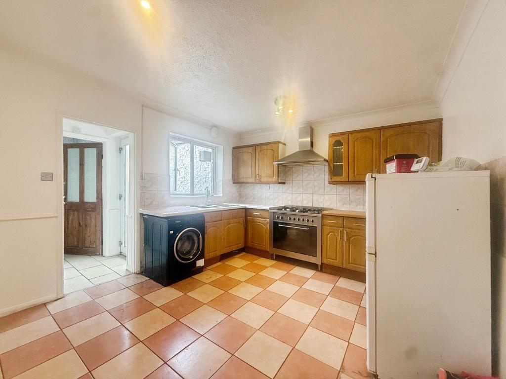 House in Thurrock, Essex - View 5