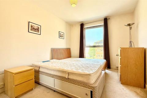 undefined, Kelvin Gate, Bracknell, Berkshire, RG12