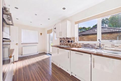 3 bedroom end of terrace house for sale, Croyde Close, Farnborough, Hampshire, GU14