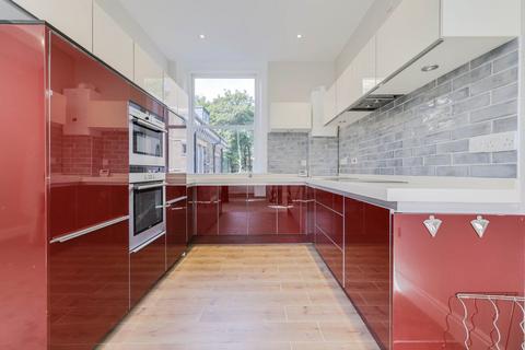 2 bedroom flat for sale, Flat B The Hollies, Weetwood Lane, Leeds, West Yorkshire, LS16