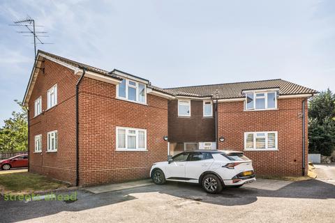 Studio for sale, Reddown Road, Coulsdon, CR5
