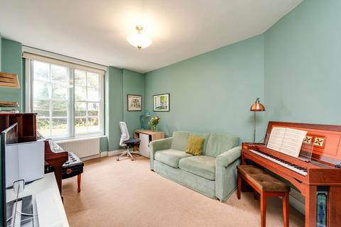 1 bedroom flat for sale, Grove End Road, London NW8