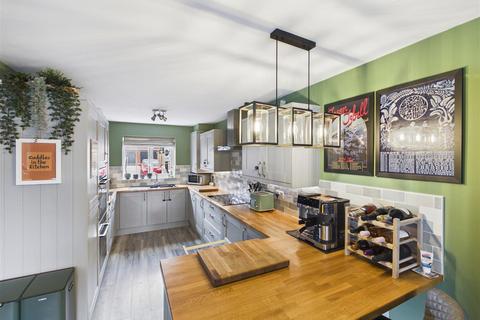 5 bedroom detached house for sale, Roberts Grove, Aston, Sheffield
