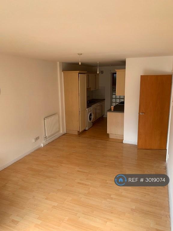 Apartment in London - View 2
