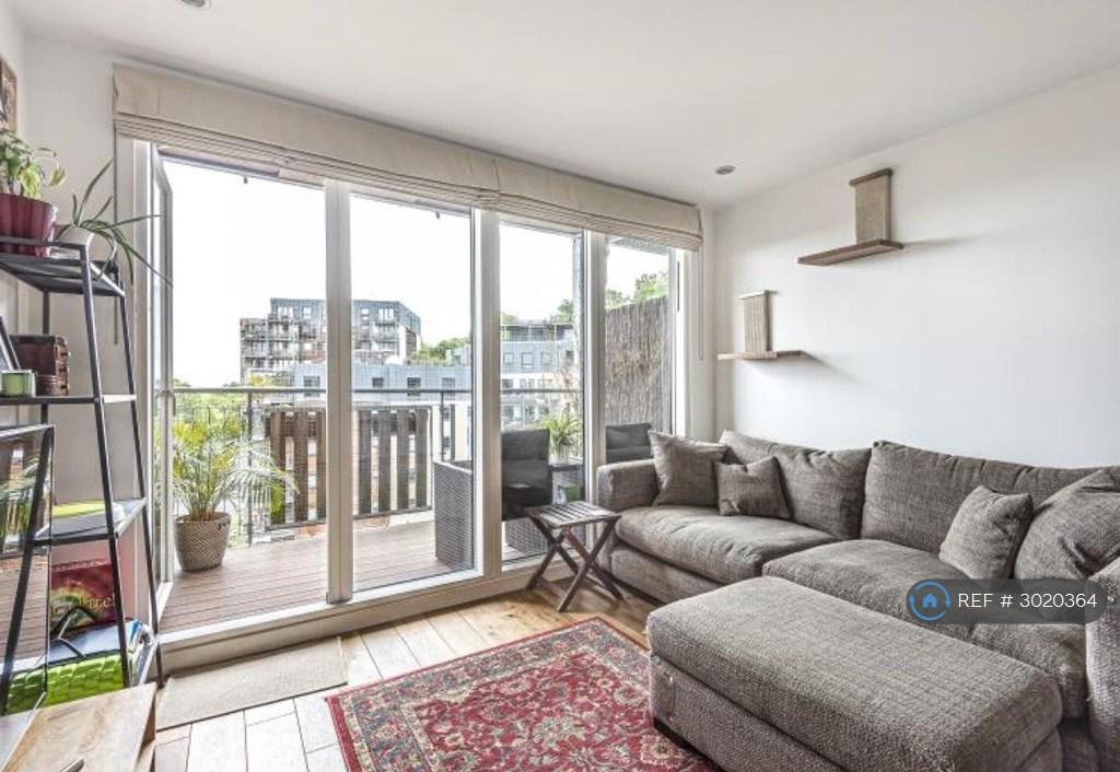 Apartment in London - View 2