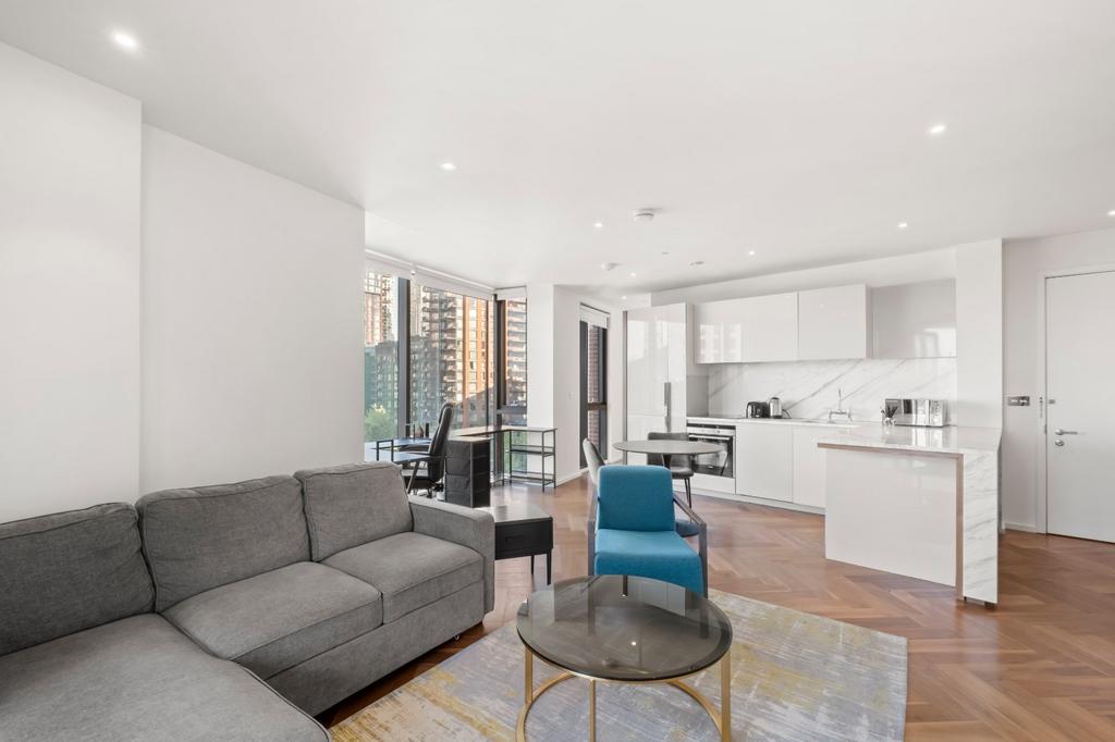 Apartment in London - View 5
