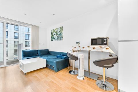 1 bedroom flat to rent, Residence Tower, Woodberry Grove, London, N4