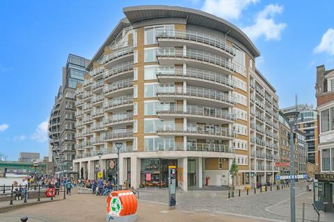 2 bedroom flat for sale, Benbow House, 24 New Globe Walk, London, SE1