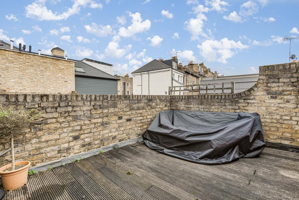 Apartment in London - View 2