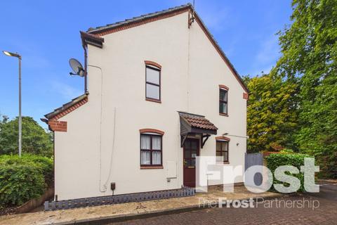 1 bedroom end of terrace house to rent, Pages Lane, Uxbridge, UB8