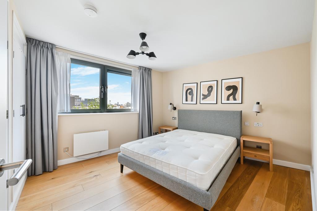 Apartment in London - View 5