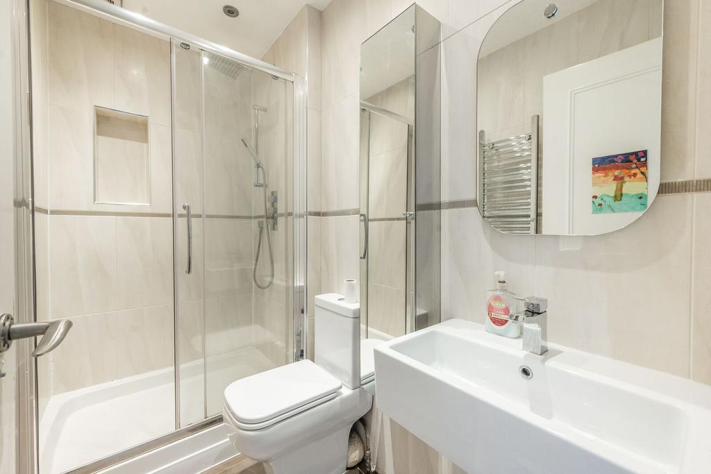 Apartment in London - More