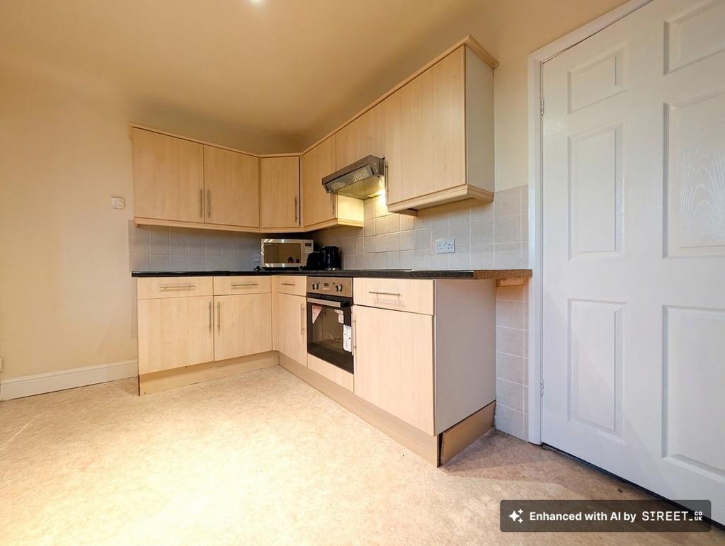 Apartment in Southampton, Bassett - View 5