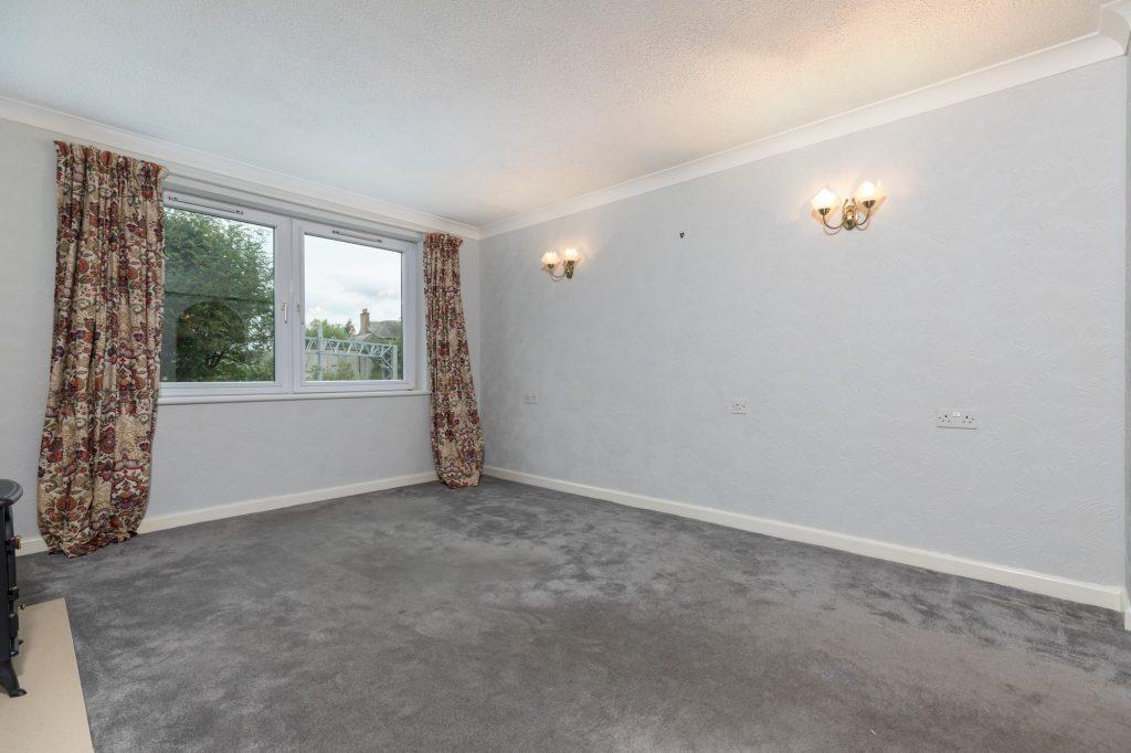 House in Giffnock - View 3