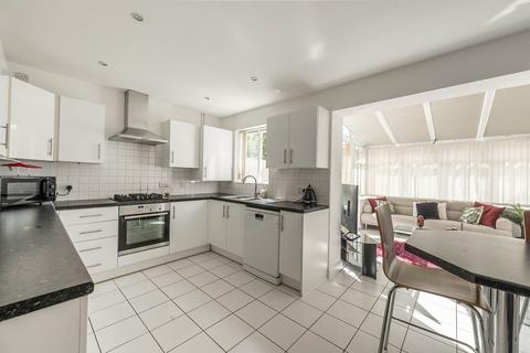 3 bedroom semi-detached house to rent, Mulberry Place, Harrow, HA2